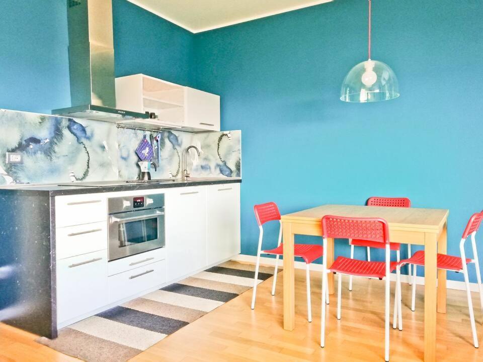 Modern & Bright Flat - 2 Min From The Sea Lejlighed Savona Eksteriør billede
