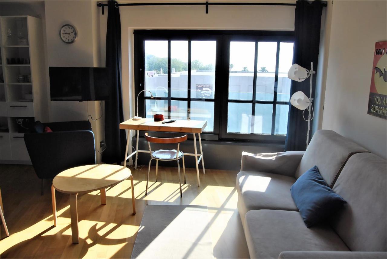 Modern & Bright Flat - 2 Min From The Sea Lejlighed Savona Eksteriør billede