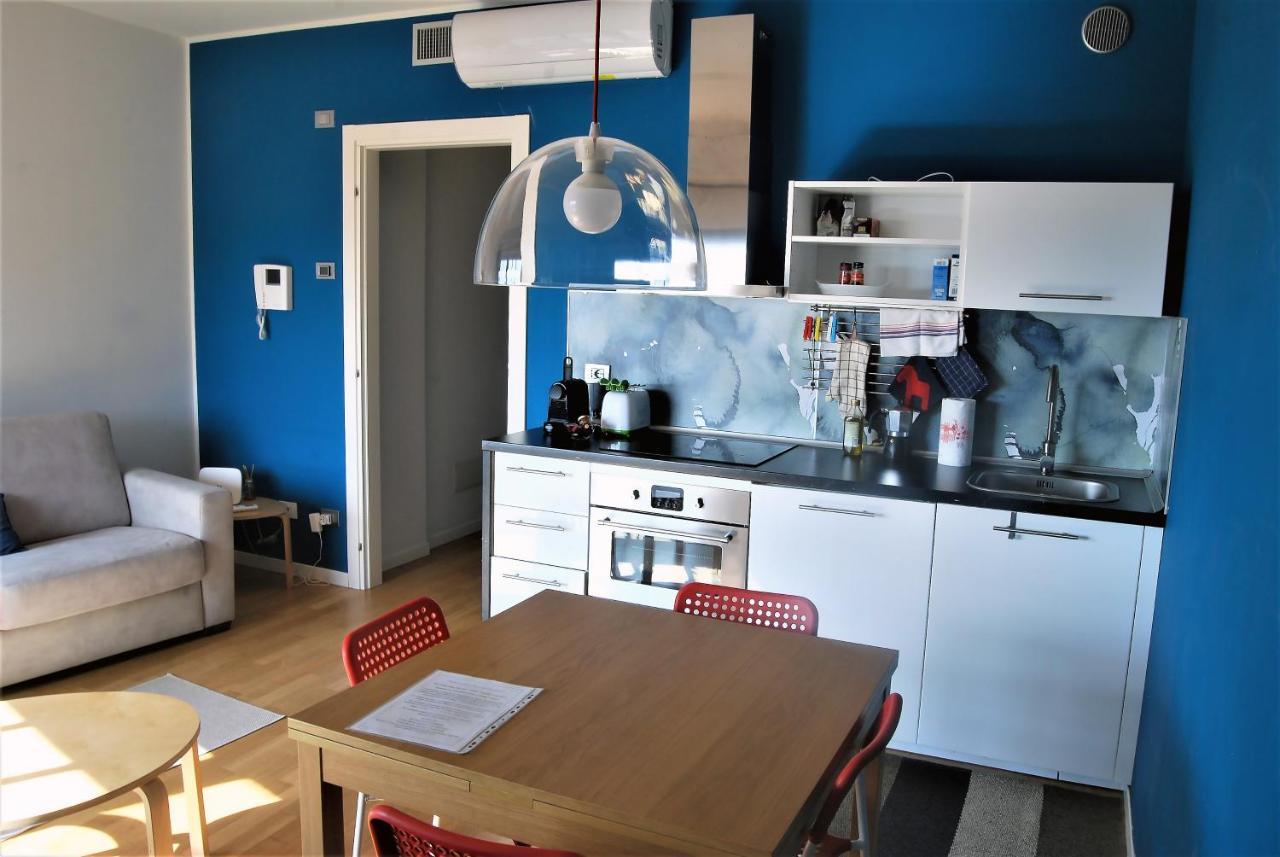 Modern & Bright Flat - 2 Min From The Sea Lejlighed Savona Eksteriør billede
